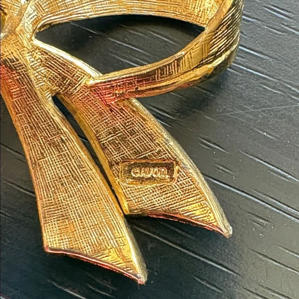 Elegant Vintage Avon Bow Brooch